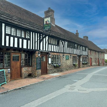 The George Inn 알프리스톤 외부 사진