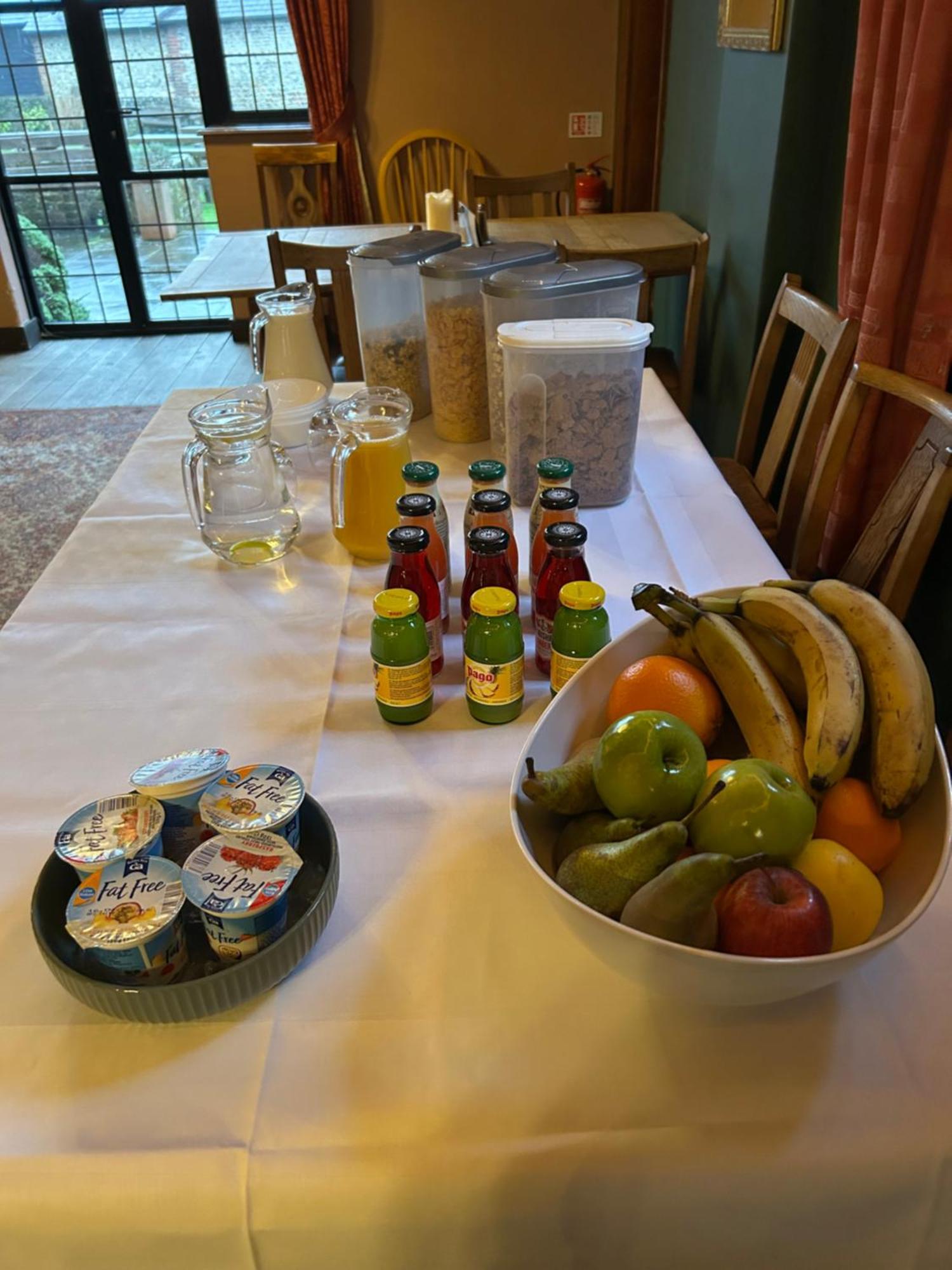 The George Inn 알프리스톤 외부 사진