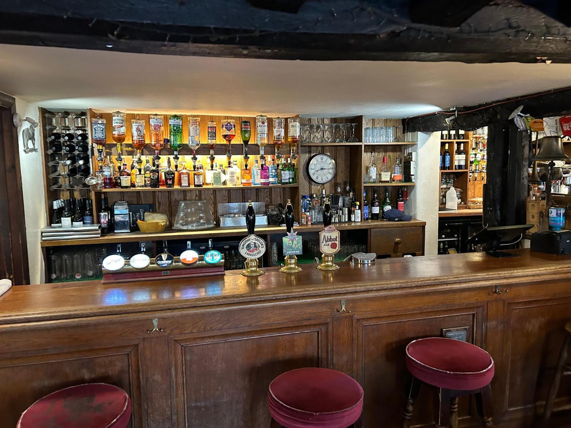 The George Inn 알프리스톤 외부 사진