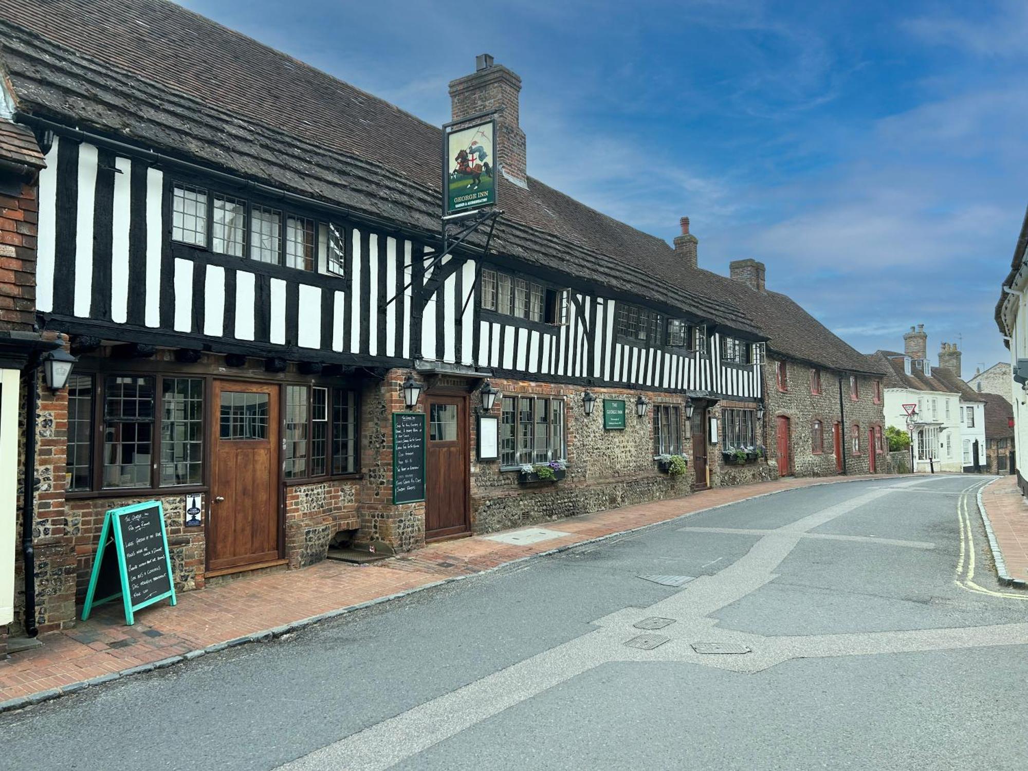 The George Inn 알프리스톤 외부 사진